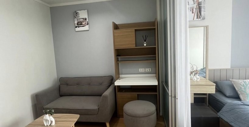 1 bedroom condo for rent at Lumpini Place Srinakarin-Huamark Station. 26 sqm unit in Bangkok. Contact BACH Bangkok for more information.