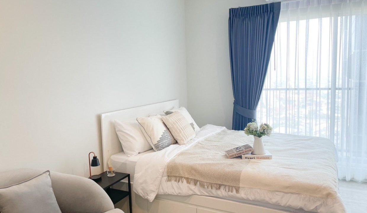 Condo for Rent at Metro Sky Wutthakat Near Wutthakat | BACH Bangkok