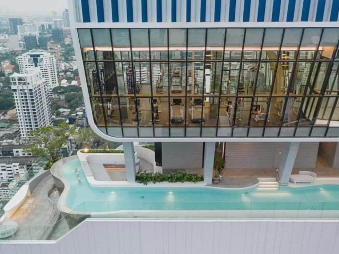 1 bedroom condo for rent at XT Ekkamai. 30 sqm unit in Bangkok. Contact BACH Bangkok for more information.