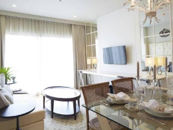 1 bedroom condo for rent at Noble Refine. 55 sqm unit in Bangkok. Contact BACH Bangkok for more information.