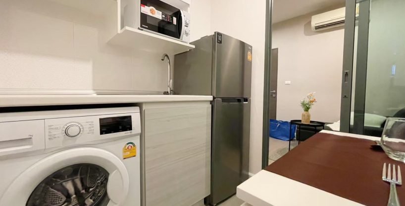 1 bedroom condo for rent at Metro Sky Prachachuen. 30 sqm unit in Bangkok. Contact BACH Bangkok for more information.