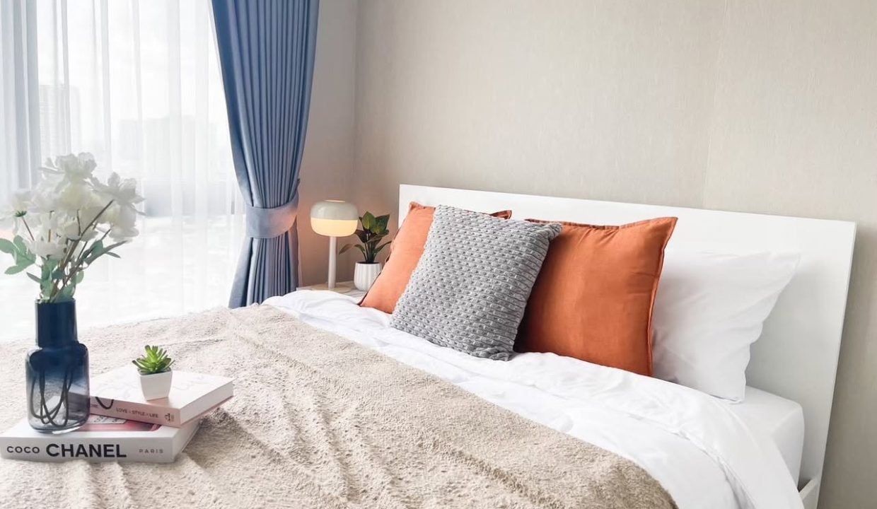 Condo for Rent at Metro Sky Prachachuen Near Bang Son | BACH Bangkok