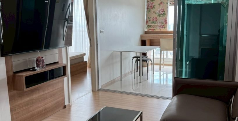 1 bedroom condo for rent at Rhythm Phahon-Ari. 45 sqm unit in Bangkok. Contact BACH Bangkok for more information.