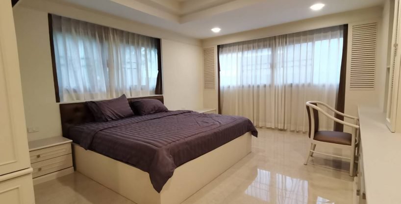 3 bedroom condo for rent at M Towers. 230 sqm unit in Bangkok. Contact BACH Bangkok for more information.