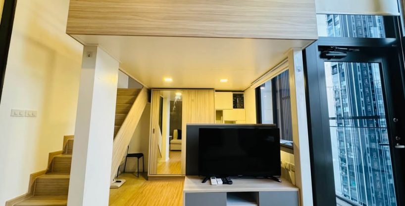 1 bedroom condo for rent at Chewathai Residence Asoke. 37 sqm unit in Bangkok. Contact BACH Bangkok for more information.