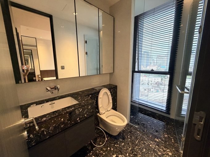 3 bedroom condo for rent at BEATNIQ Sukhumvit 32. 110 sqm unit in Bangkok. Contact BACH Bangkok for more information.