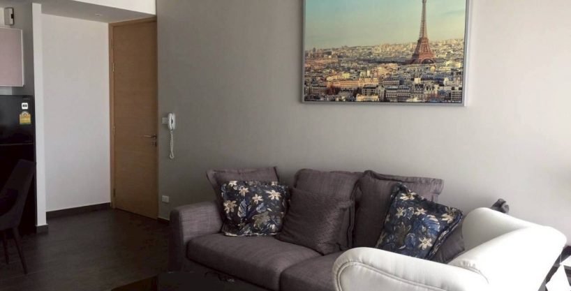 2 bedroom condo for rent at The Lofts Ekkamai. 60 sqm unit in Bangkok. Contact BACH Bangkok for more information.