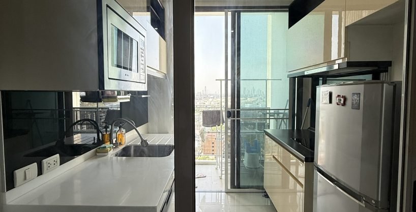 1 bedroom condo for rent at The Room Sukhumvit 62. 45 sqm unit in Bangkok. Contact BACH Bangkok for more information.