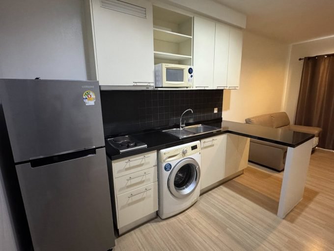 1 bedroom condo for rent at The Seed Mingle Sathorn-Suanplu. 40 sqm unit in Bangkok. Contact BACH Bangkok for more information.