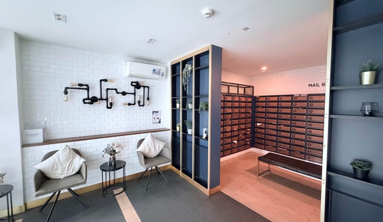 Condo for Rent at Chewathai Hallmark Ladprao-Chokchai 4 Phase 1 Near Chok Chai 4 | BACH Bangkok