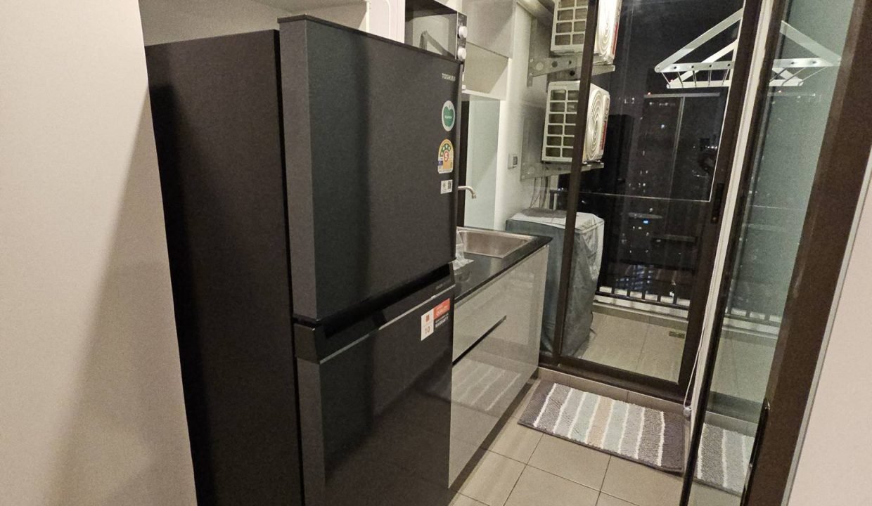 Condo for Rent at Regent Home Wutthakat Near Wutthakat | BACH Bangkok