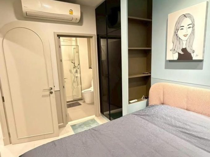 1 bedroom condo for sale at OKA HAUS. 50 sqm unit in Bangkok. Contact BACH Bangkok for more information.