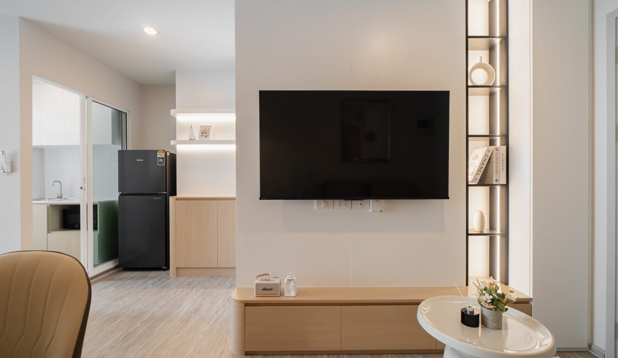 Condo for Rent at Regent Home Bangna Near Bang Na | BACH Bangkok