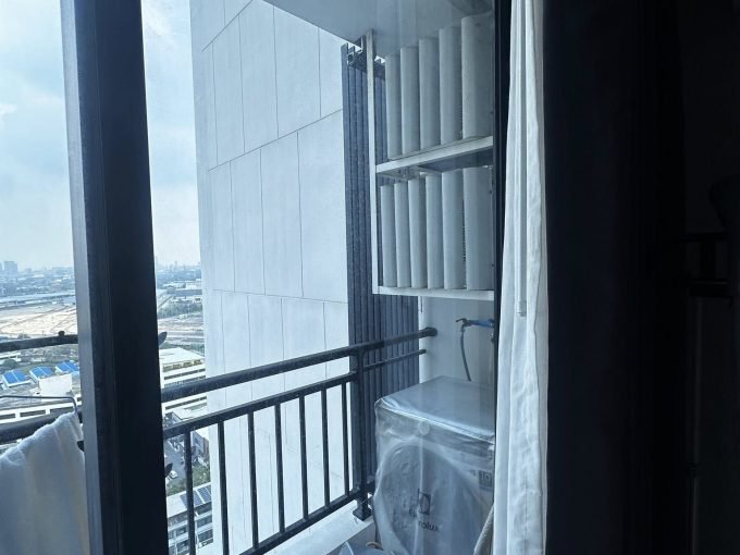 1 bedroom condo for rent at Artisan Ratchada. 44 sqm unit in Bangkok. Contact BACH Bangkok for more information.
