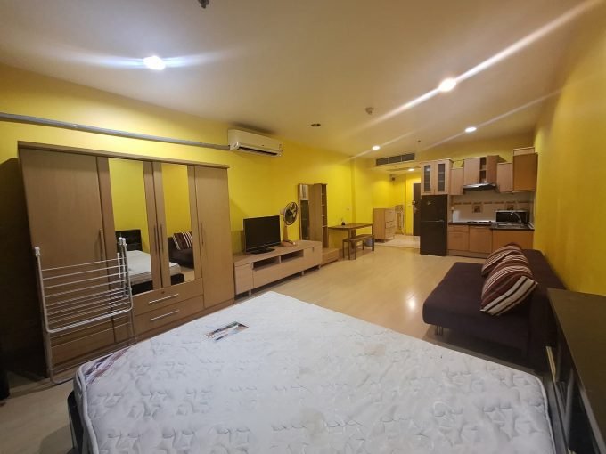 1 bedroom condo for rent at The Platinum. 42 sqm unit in Bangkok. Contact BACH Bangkok for more information.