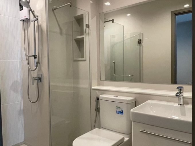 Studio condo for rent at Life Asoke Hype. 26 sqm unit in Bangkok. Contact BACH Bangkok for more information.