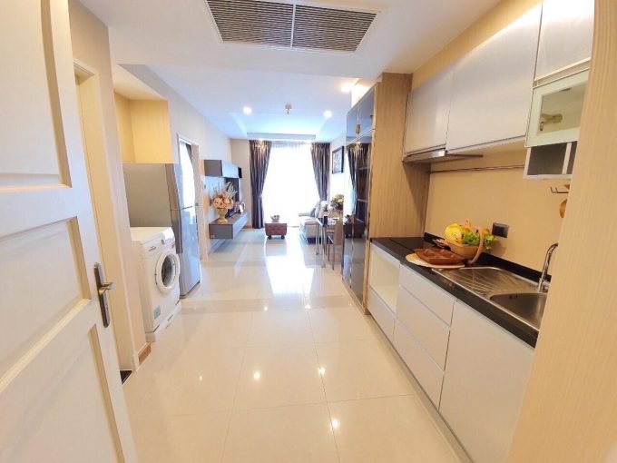 1 bedroom condo for rent at Supalai Wellington. 47 sqm unit in Bangkok. Contact BACH Bangkok for more information.