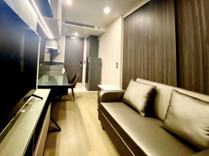 1 bedroom condo for rent at Ashton Asoke. 35 sqm unit in Bangkok. Contact BACH Bangkok for more information.