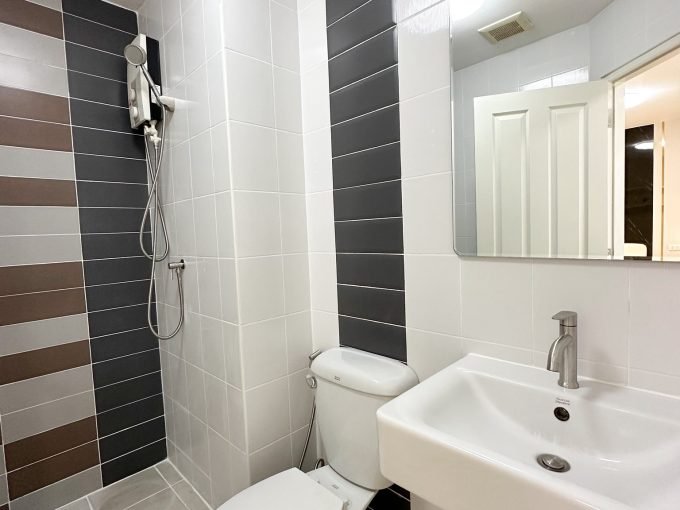 1 bedroom condo for sale at The Trust Residence Pinklao. 29 sqm unit in Bangkok. Contact BACH Bangkok for more information.