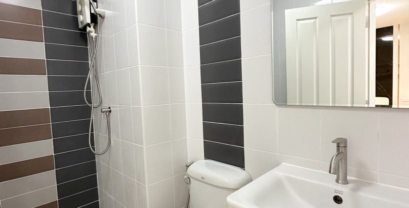 1 bedroom condo for sale at The Trust Residence Pinklao. 29 sqm unit in Bangkok. Contact BACH Bangkok for more information.