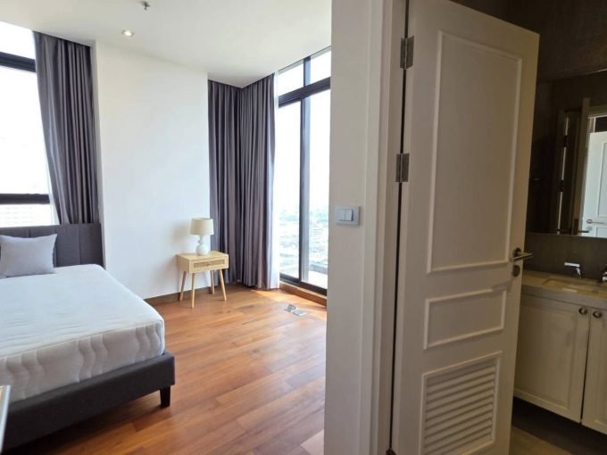 3 bedroom condo for rent at Altitude Symphony Charoenkrung - Sathorn. 141.58 sqm unit in Bangkok. Contact BACH Bangkok for more information.