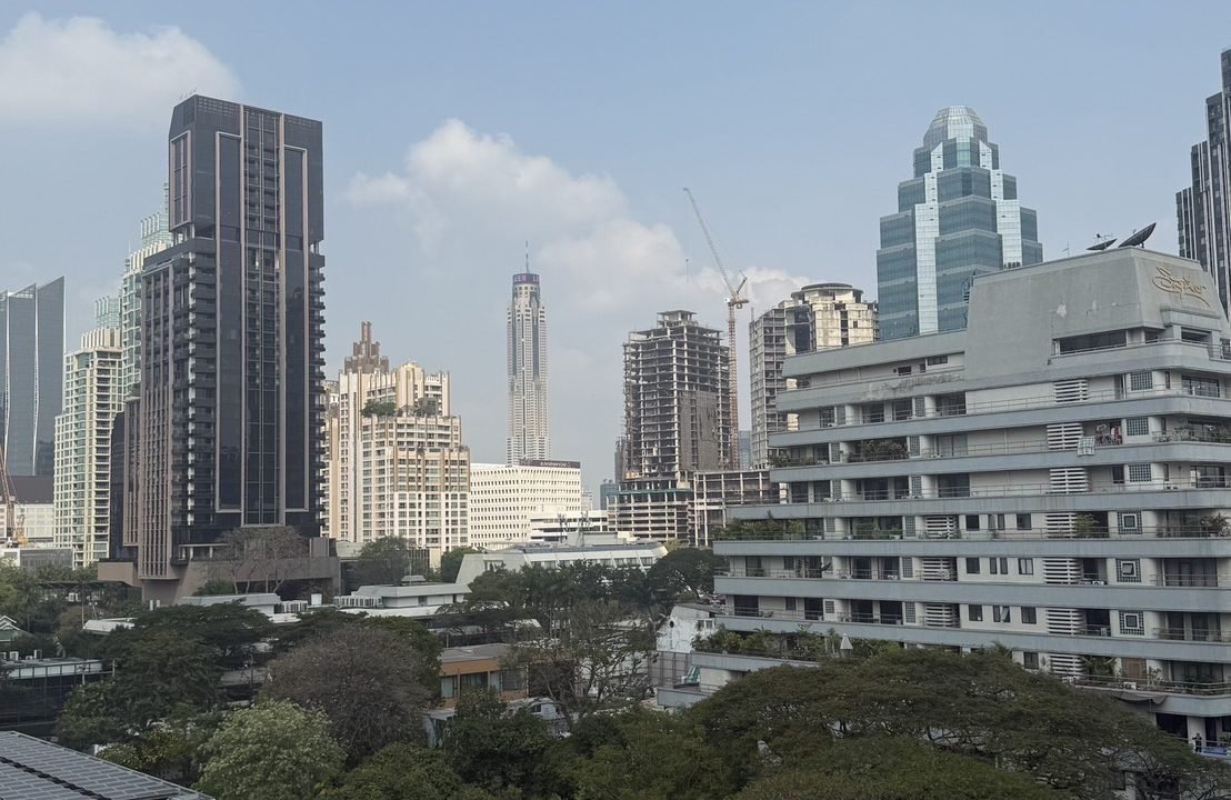 Condo for Rent at O2 Hip Near Phloen Chit | BACH Bangkok