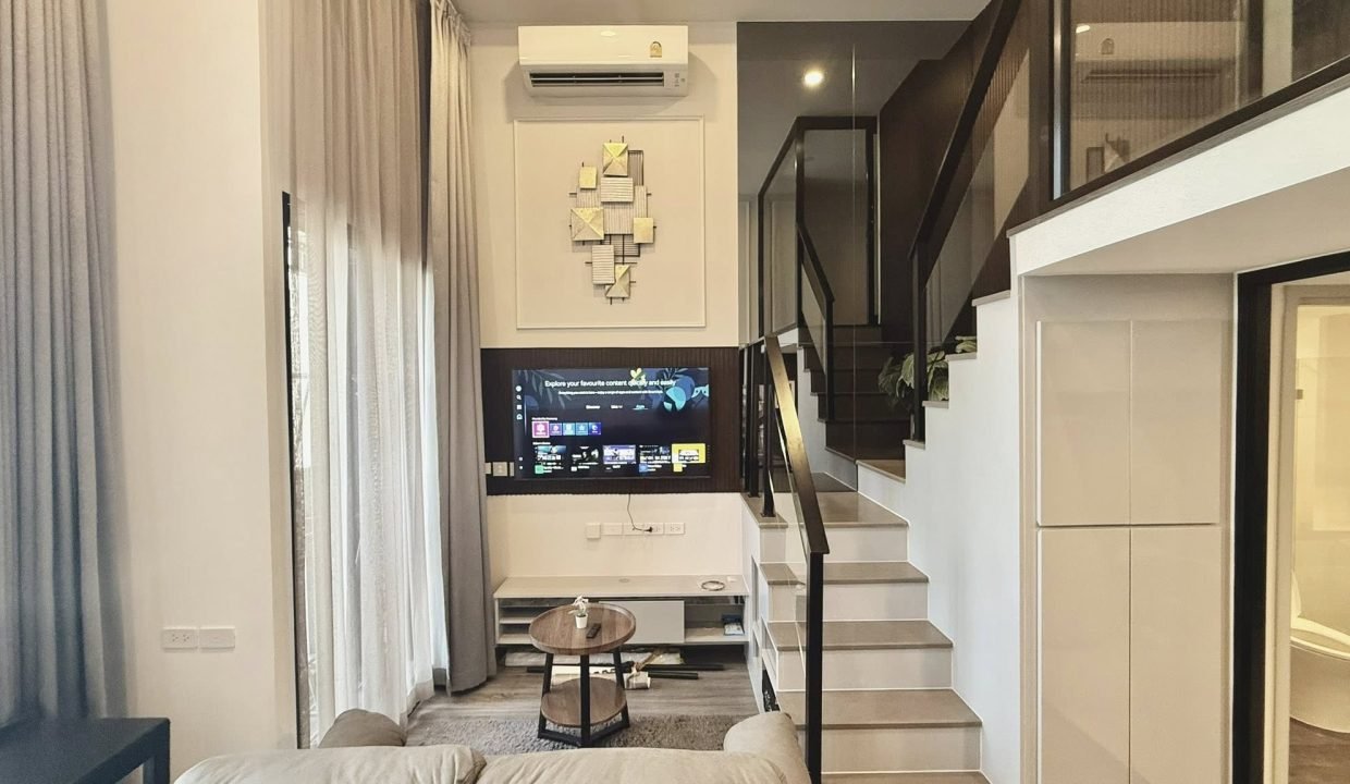 Condo for Rent at KnightsBridge Space Ratchayothin Near Phahon Yothin 24 | BACH Bangkok