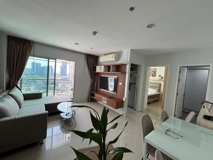 2 bedroom condo for rent at Aspire Sukhumvit 48. 65 sqm unit in Bangkok. Contact BACH Bangkok for more information.