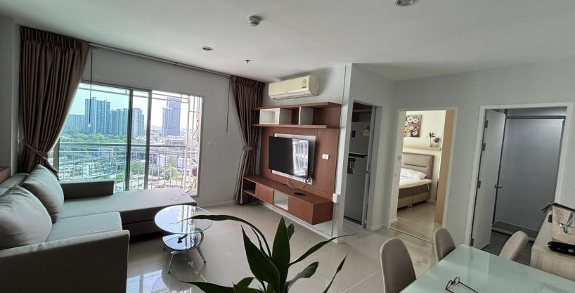 2 bedroom condo for rent at Aspire Sukhumvit 48. 65 sqm unit in Bangkok. Contact BACH Bangkok for more information.