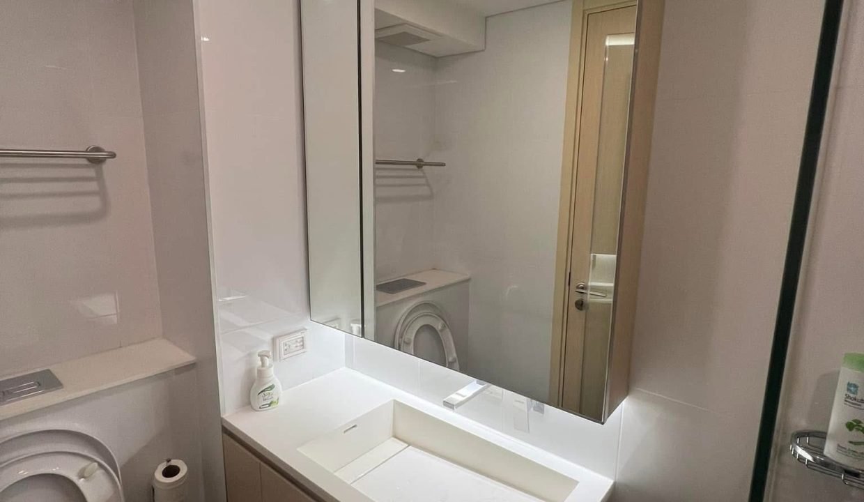 Condo for Rent at Siamese RAMA 9 Near Rama 9 | BACH Bangkok