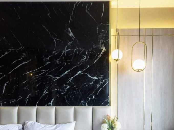 Studio condo for sale at Life One Wireless. 28.34 sqm unit in Bangkok. Contact BACH Bangkok for more information.