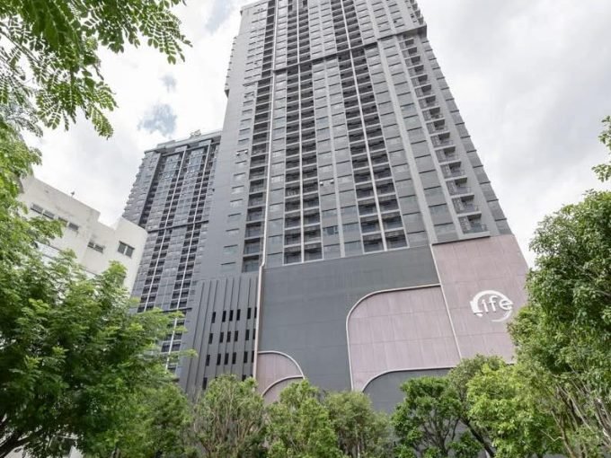 2 bedroom condo for rent at Life Rama 4-Asoke. 50 sqm unit in Bangkok. Contact BACH Bangkok for more information.