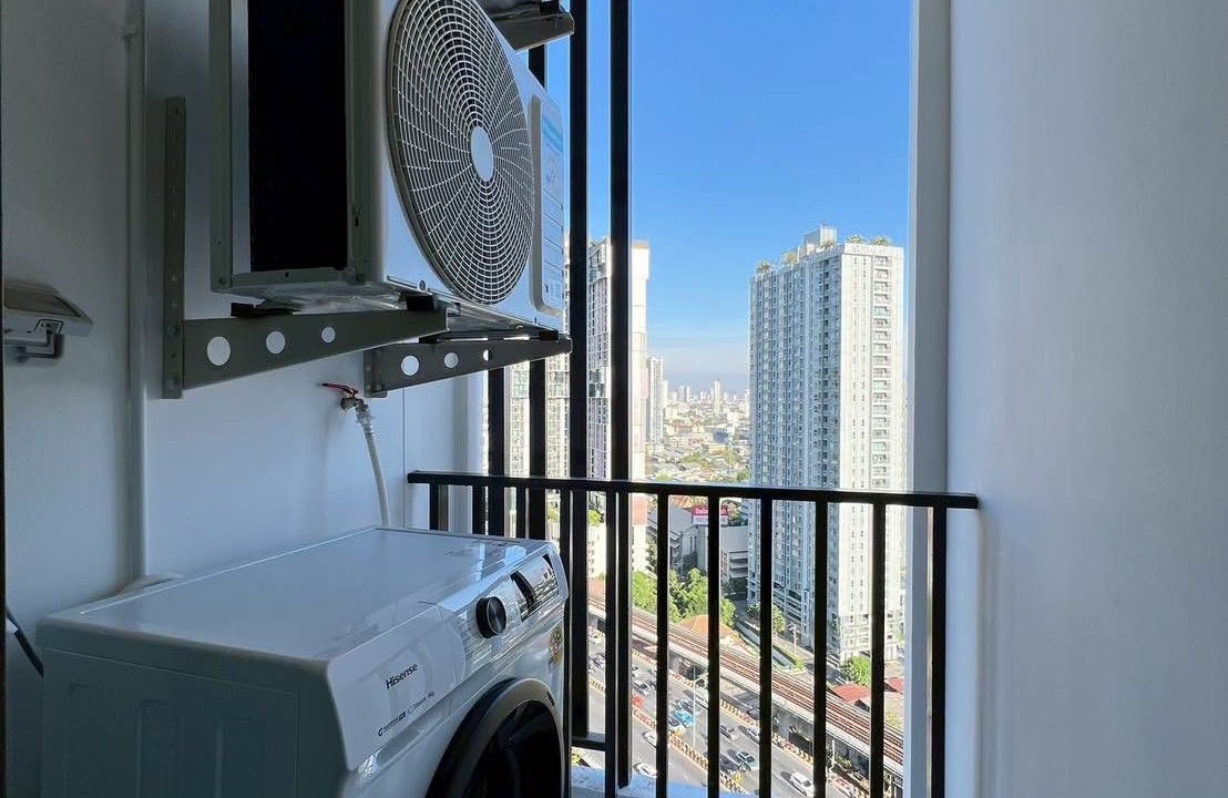 Condo for Rent at Regent Home Wutthakat Near Wutthakat | BACH Bangkok