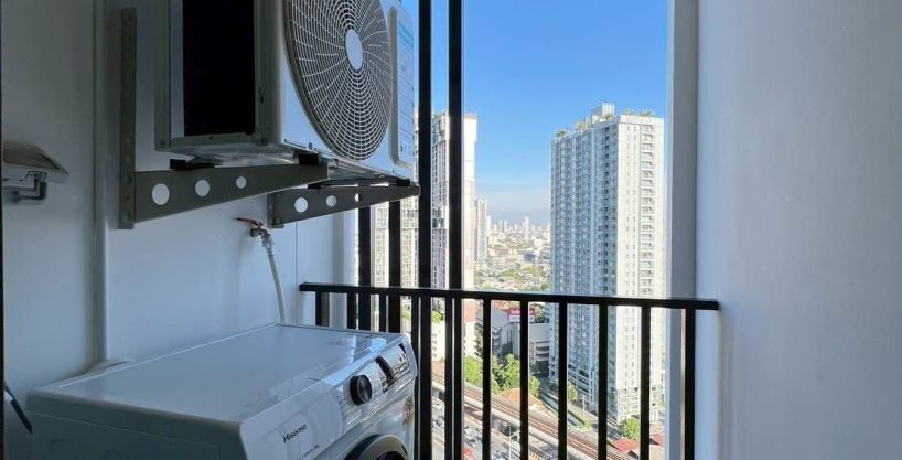 1 bedroom condo for rent at Regent Home Wutthakat. 26 sqm unit in Bangkok. Contact BACH Bangkok for more information.