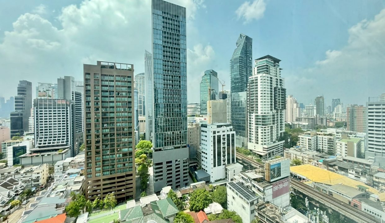 Condo for Rent at The Address Sukhumvit 28 Near Phrom Phong | BACH Bangkok