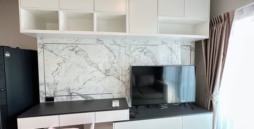 1 bedroom condo for rent at Lumpini Suite Phetchaburi - Makkasan. 0 sqm unit in Bangkok. Contact BACH Bangkok for more information.