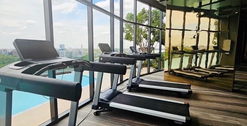 Studio condo for rent at The Rich Rama 9 - Srinakarin. 28 sqm unit in Bangkok. Contact BACH Bangkok for more information.