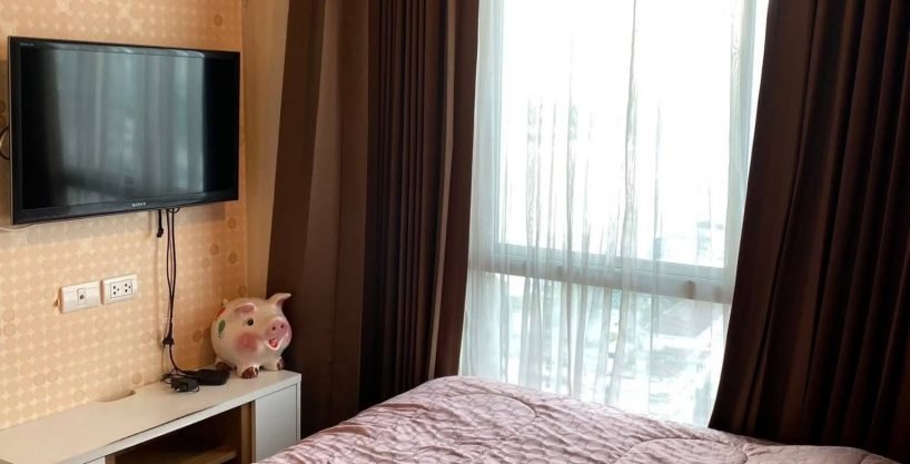 1 bedroom condo for sale at Lumpini Park Riverside Rama3. 32 sqm unit in Bangkok. Contact BACH Bangkok for more information.