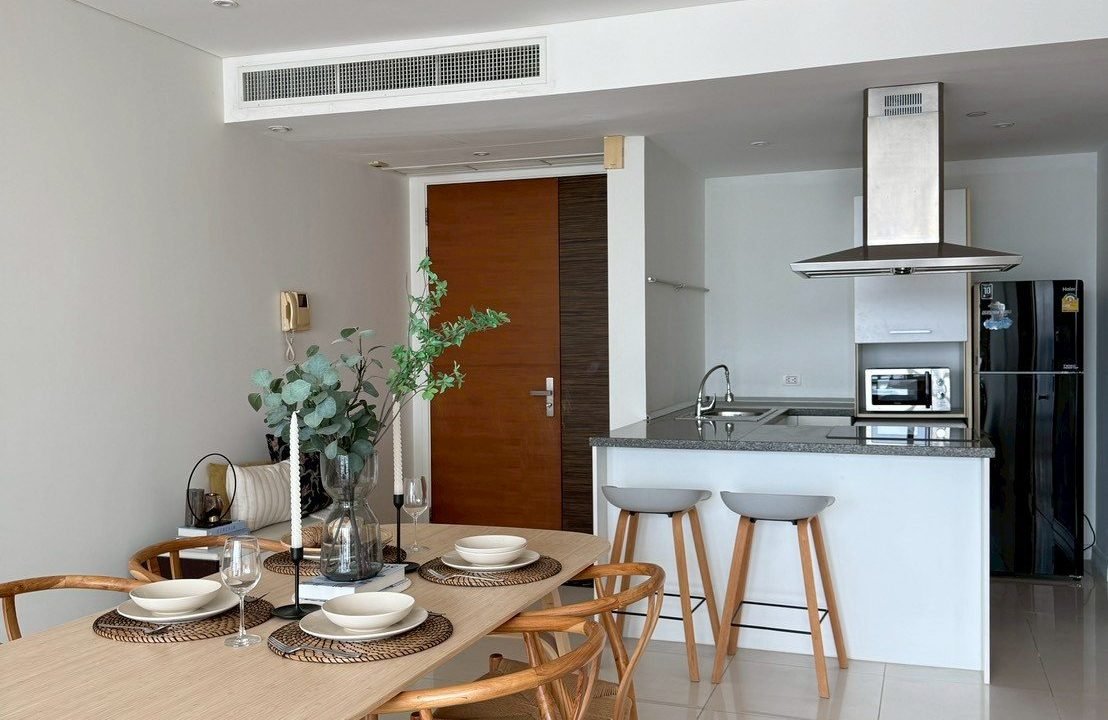 Condo for Rent at Fullerton Sukhumvit Near Ekkamai | BACH Bangkok