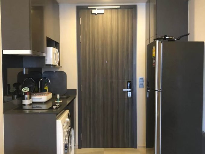 1 bedroom condo for rent at Ashton Asoke. 34 sqm unit in Bangkok. Contact BACH Bangkok for more information.