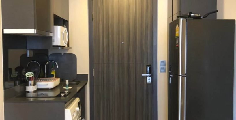 1 bedroom condo for rent at Ashton Asoke. 34 sqm unit in Bangkok. Contact BACH Bangkok for more information.