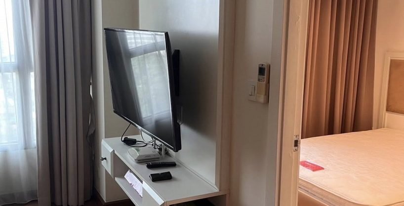 1 bedroom condo for rent at The Crest Phaholyothin 11. 47.92 sqm unit in Bangkok. Contact BACH Bangkok for more information.