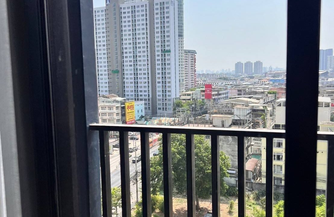 Condo for Rent at Origin Plug & Play Ramkhamhaeng Triple Station Near Yaek Lam Sali MRT | BACH Bangkok