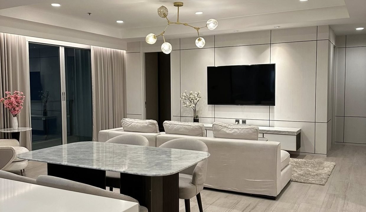 Condo for Rent at Nusasiri Grand Near Ekkamai BTS | BACH Bangkok