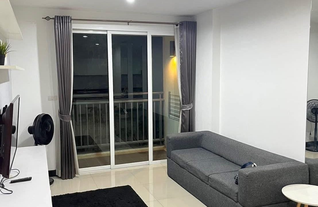 Condo for Rent at Voque Sukhumvit 16 Near Queen Sirikit National Convention Centre | BACH Bangkok