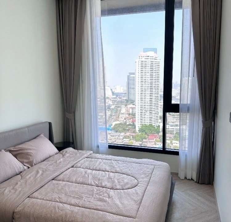 Condo for Rent at Chapter Charoennakorn-Riverside Near Saphan Taksin | BACH Bangkok