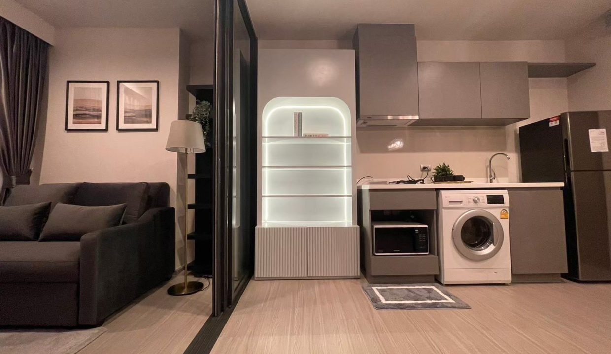 Condo for Rent at Life Asoke Hype Near Phetchaburi | BACH Bangkok