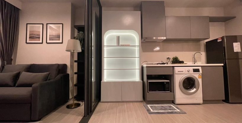 1 bedroom condo for rent at Life Asoke Hype. 35 sqm unit in Bangkok. Contact BACH Bangkok for more information.