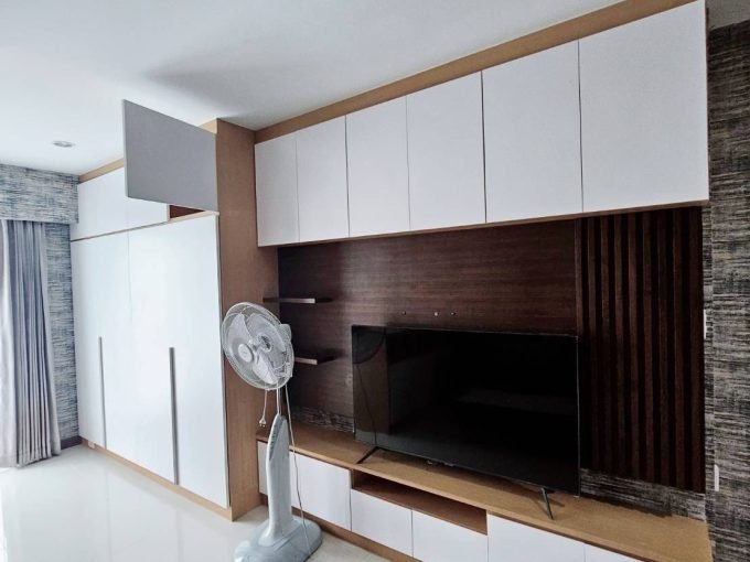 1 bedroom condo for rent at Supalai Prima Riva. 43 sqm unit in Bangkok. Contact BACH Bangkok for more information.