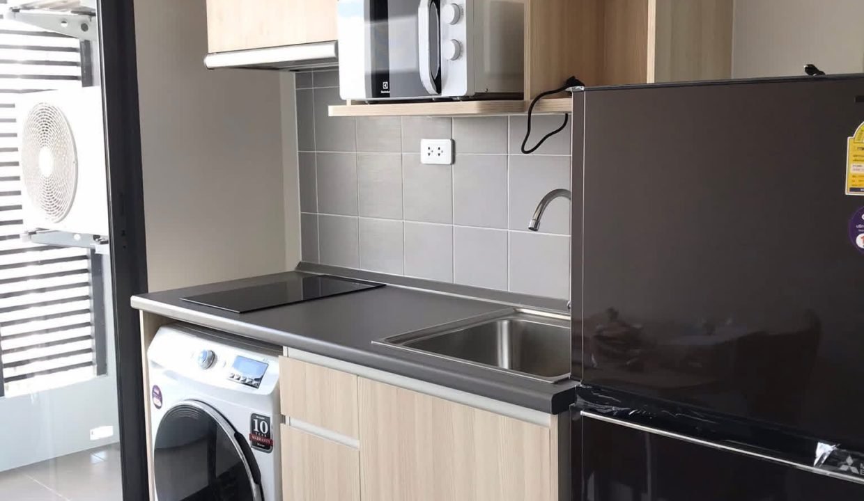 Condo for Rent at IDEO O2 Near Bang Na | BACH Bangkok